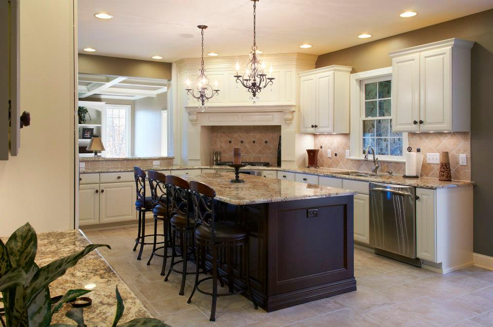 Stunning High-End Kitchen Renovations image